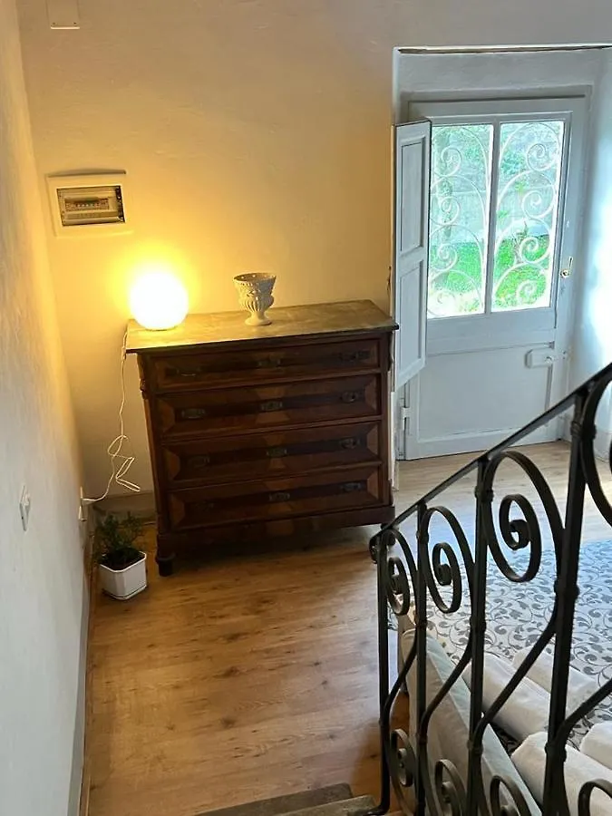 La Casina Del Bassotto Bagni di Lucca 0*,  Ιταλία